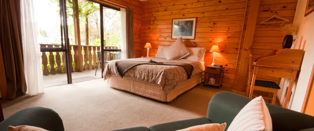 Keep your place bug free. Call us for a free bug removal estimate